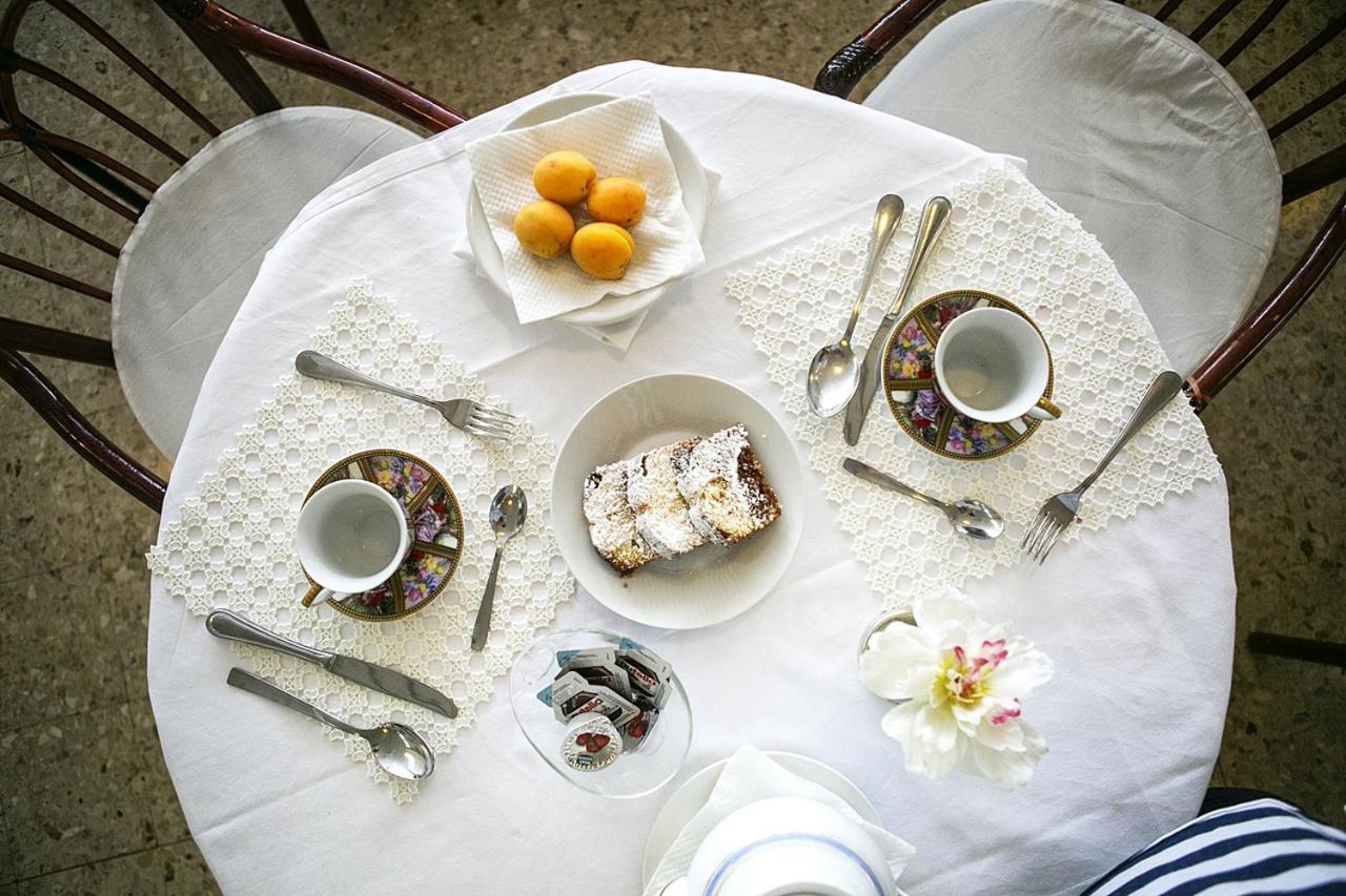 Hotel Pinocchio Cattolica Esterno foto
